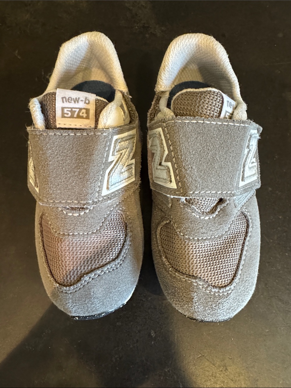 New Balance new-b size 7 toddler great condition Velcro